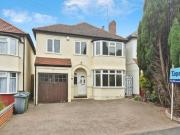 4 Bedroom House Oldbury Sandwell LS98278222