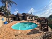 4 bedroom house on the market in glenvista