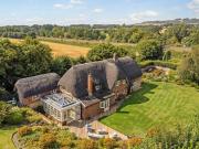 4 Bedroom House Pewsey Wiltshire 91549696