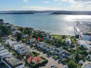 4 Bedroom House Poole Poole 97949692