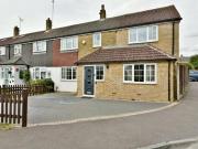 4 Bedroom House Potters Bar Hertfordshire 96692105