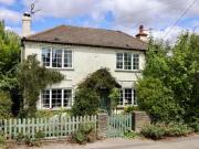 4 Bedroom House Prestwood Buckinghamshire 95050386