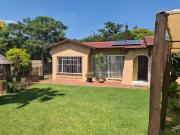 4 Bedroom House Rented in Van Riebeeck Park