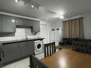 4 bedroom house share for rent in Mundy Close, Derby,...