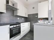 4 bedroom house share to rent