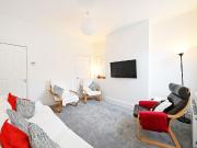 4 bedroom house share to rent