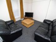 4 bedroom house share to rent