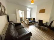 4 bedroom house share to rent