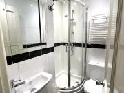 4 bedroom house share to rent