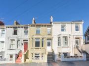 4 bedroom house share to rent