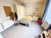 4 bedroom house share to rent