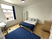 4 bedroom house share to rent