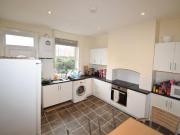 4 bedroom house share to rent