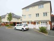 4 Bedroom House Slough Slough 91296252