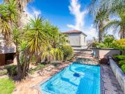 4 Bedroom House To Let in Craigavon