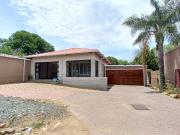 4 Bedroom House To Let in Dan Pienaar
