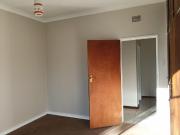 4 Bedroom House To Let in Generaal De Wet
