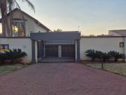 4 Bedroom House To Let in Glenvista