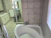 4 Bedroom House To Let in Waterkloof Ridge