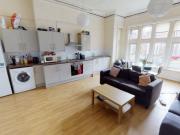 4 bedroom house to rent