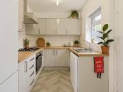 4 bedroom house to rent