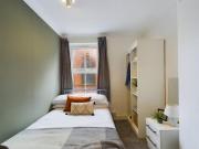 4 bedroom house to rent