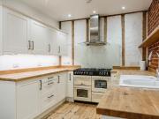 4 bedroom house to rent