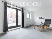 4 bedroom house to rent High Street, Upton, Northampton,...