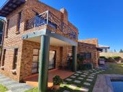 4 Bedroom House to Rent in Diepkloof