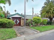 4 Bedroom House to Rent in Door De Kraal