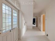 4 bedroom house to rent Ringwood Close, RH10 4 bedroom house to rent Ringwood Close, RH10