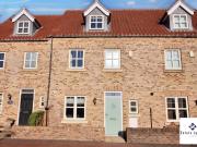 4 Bedroom House Townhouse To Let