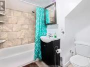 4 Bedroom House Windsor ON 90379433