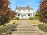 4 Bedroom House Wymondham Norfolk 92142217