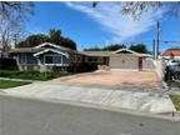 4 bedroom in Anaheim CA 92802