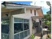 4 bedroom in Honolulu HI 96825