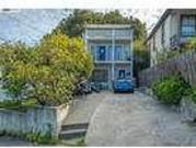 4 bedroom in Oakland CA 94611