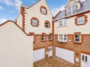 4 Bedroom Link Detached House