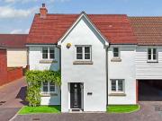 4 Bedroom Link Detached House