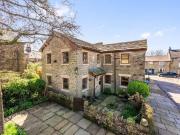 4 Bedroom Link Detached House