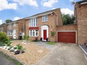 4 bedroom link detached house for sale