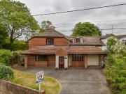4 bedroom link detached house for sale