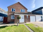 4 bedroom link detached house for sale