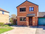 4 bedroom link detached house for sale