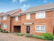 4 bedroom link detached house for sale