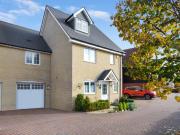 4 bedroom link detached house for sale
