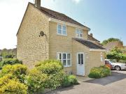 4 bedroom link detached house for sale