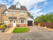 4 bedroom link detached house for sale