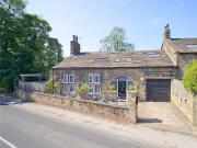 4 bedroom link detached house for sale