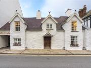 4 bedroom link detached house for sale